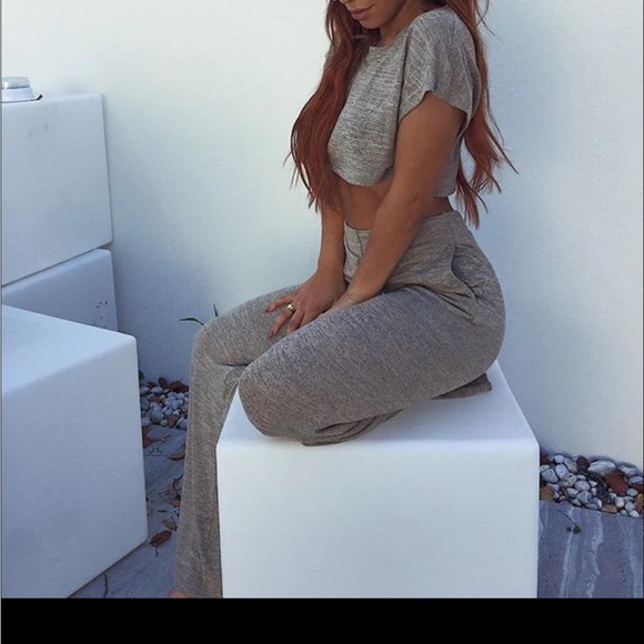 2 Piece Set - Picture 7 of 8